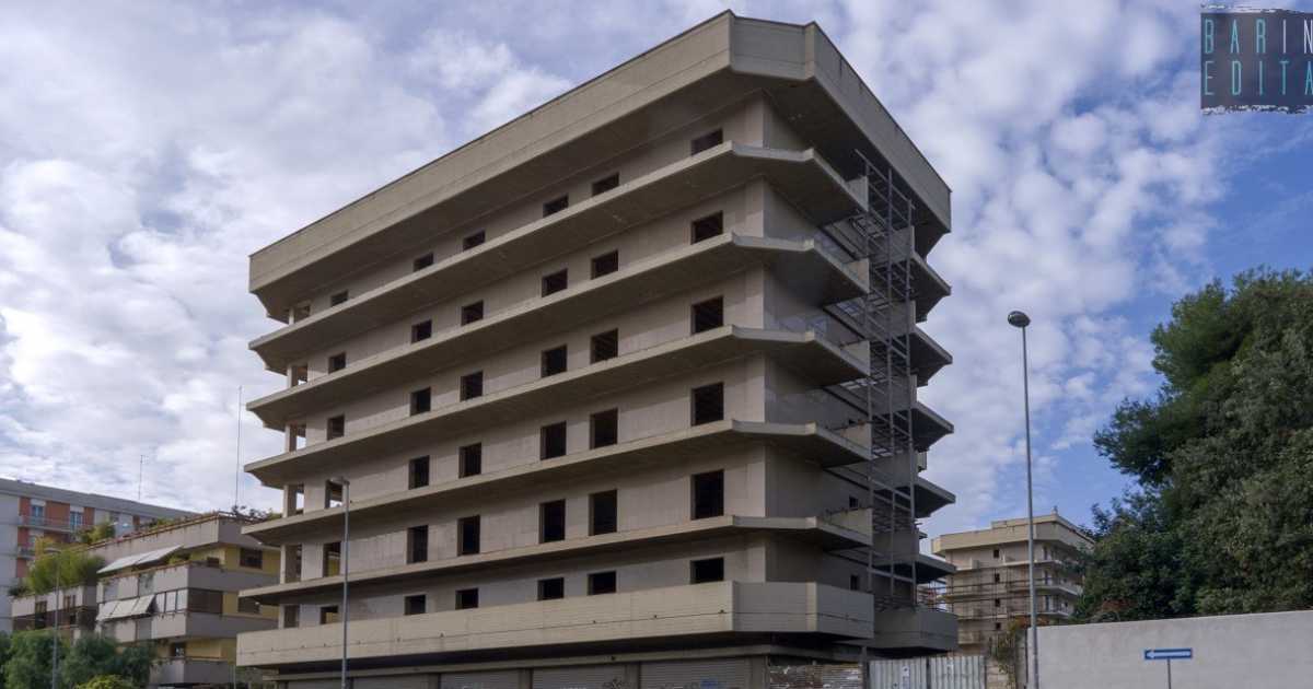Bari, i "palazzi dei Bottalico": il complesso mai ultimato che giace da pi� di 40 anni a Carrassi